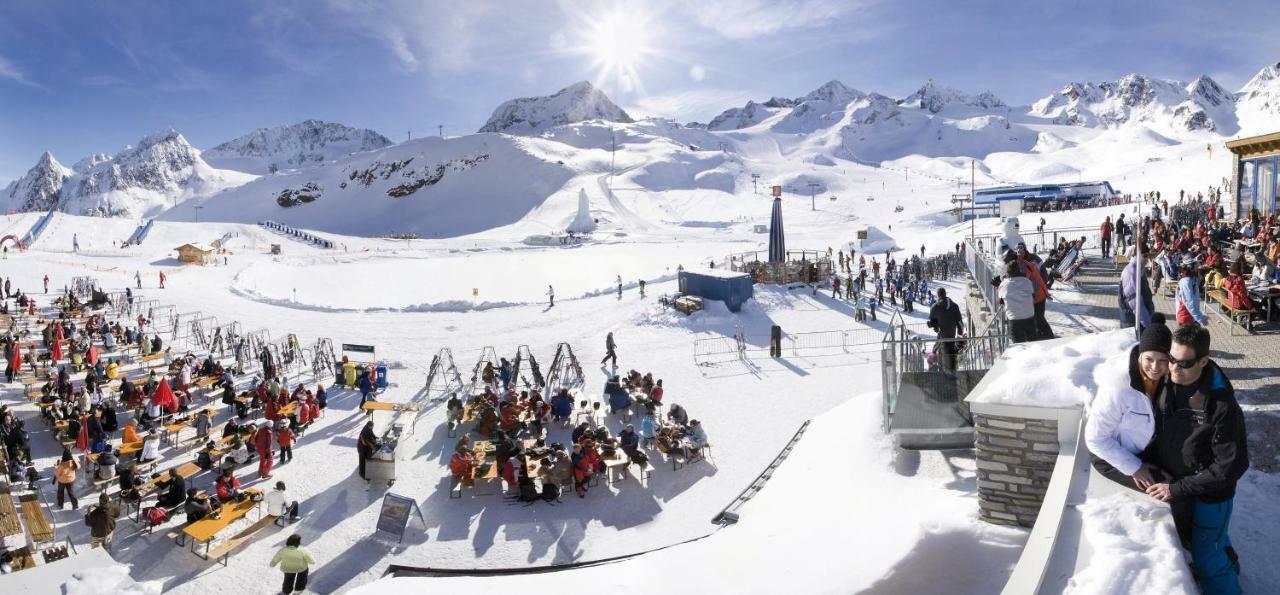 Haus Bergkranz Apartamento Neustift im Stubaital Exterior foto